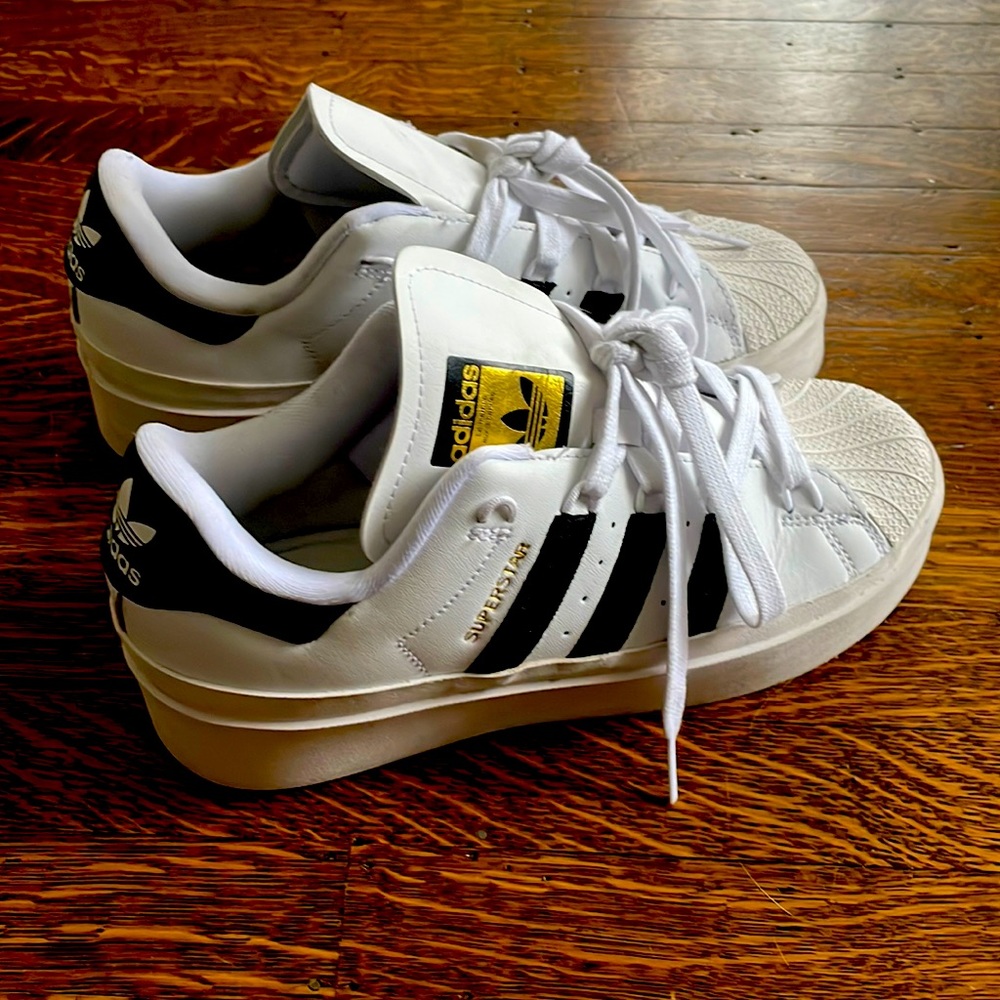 Adidas Superstar Bonega US 7 Shoes